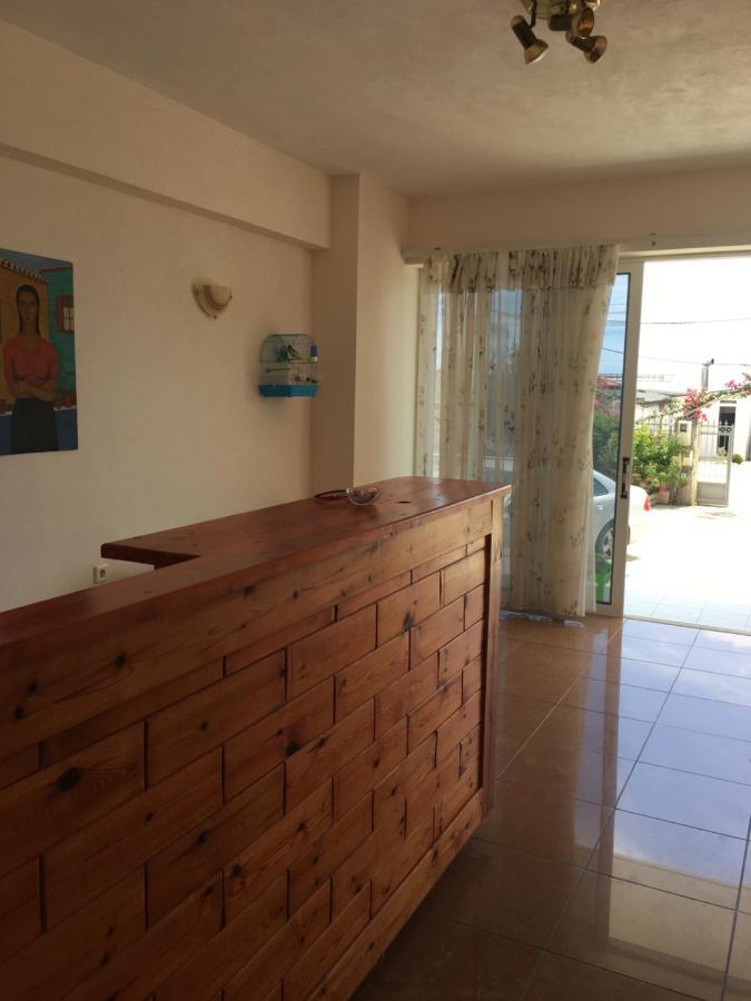 IRINI boutique rooms!!! Himarë Extérieur photo