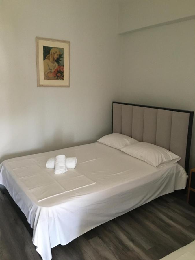 IRINI boutique rooms!!! Himarë Extérieur photo