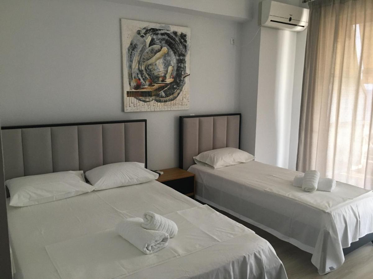 IRINI boutique rooms!!! Himarë Extérieur photo