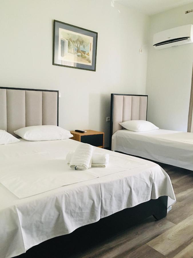IRINI boutique rooms!!! Himarë Extérieur photo