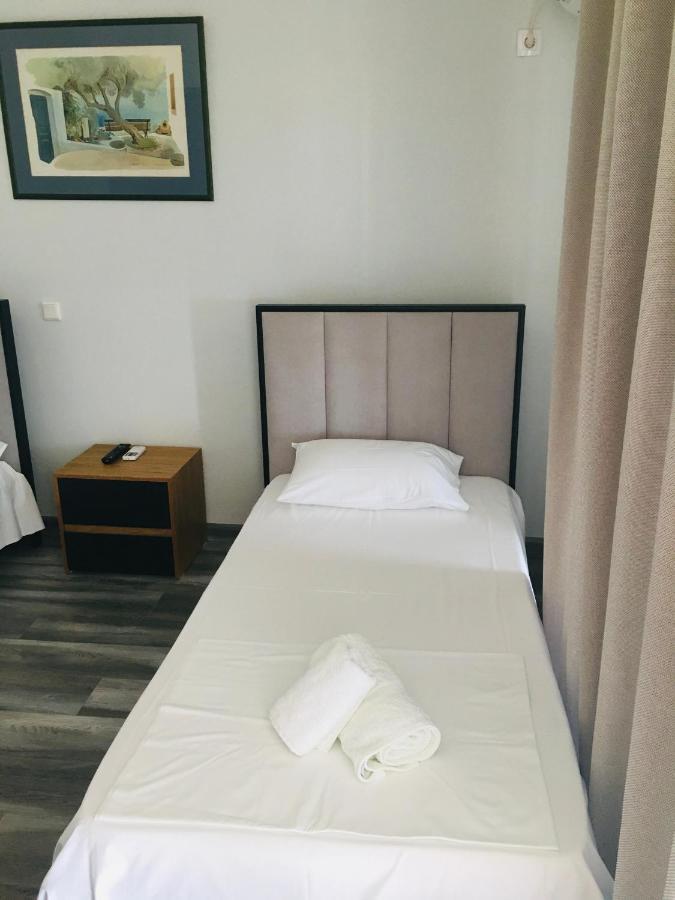 IRINI boutique rooms!!! Himarë Extérieur photo